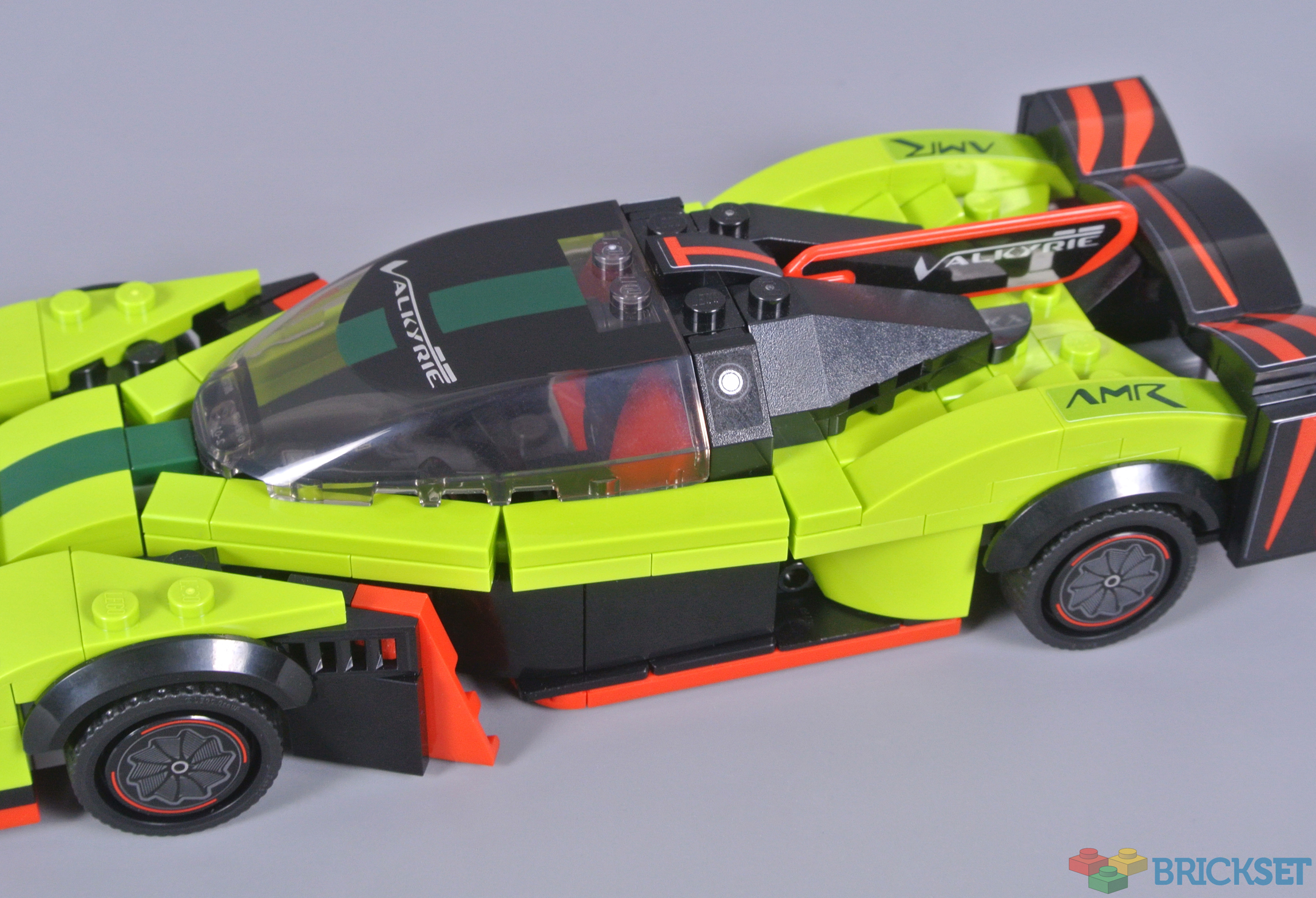 マルテイページ LEGO Instructions for set 76910 Aston Martin Valkyrie AMR
